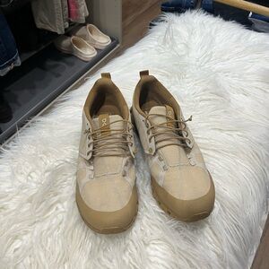 Men's Tan onCloud Shoes
